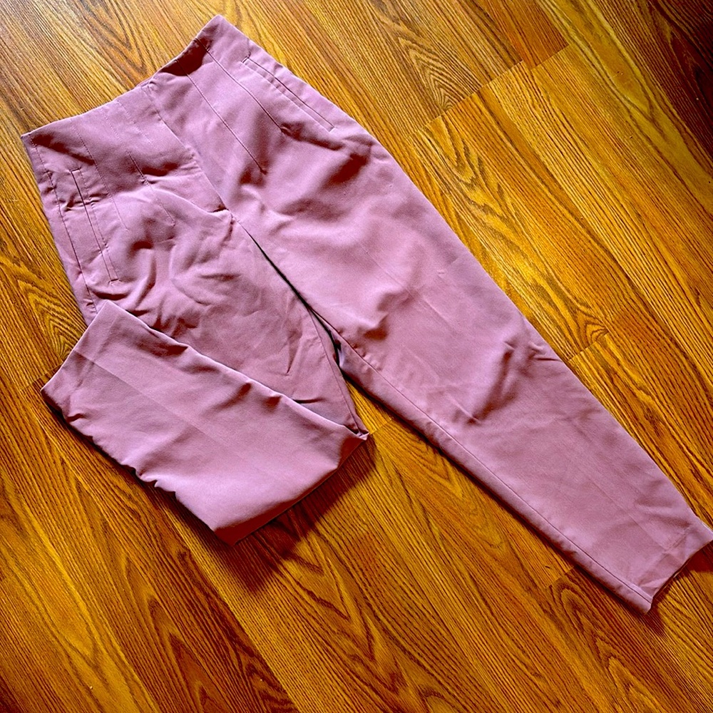 Zara “Pants with a High Waist”